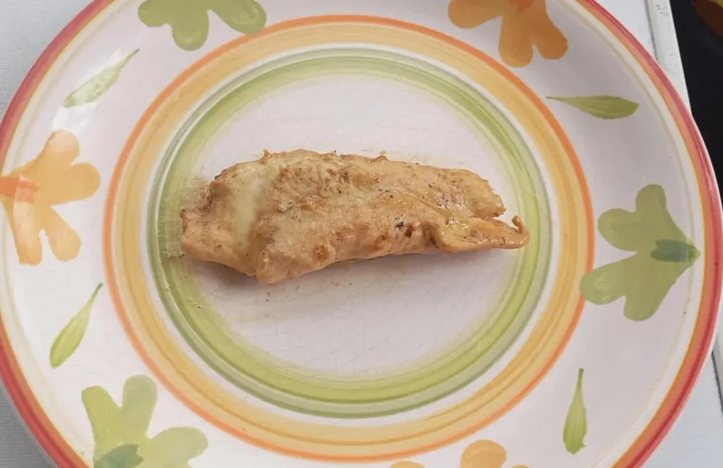 Rollitos de pollo relleno con espinaca y queso crema