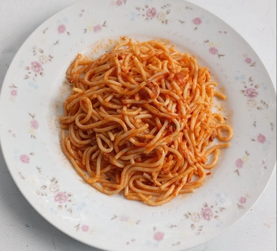 Espagueti con salsa de carne
