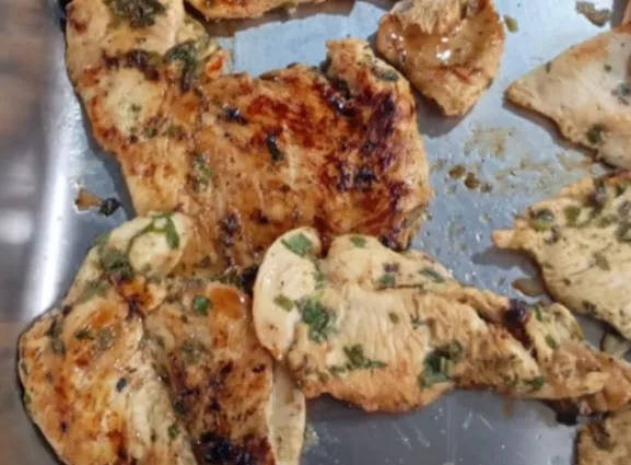 Filete de pechuga de pollo al limón
