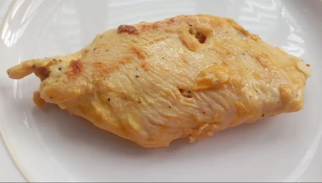 Filete de pollo relleno jamón y queso kraft